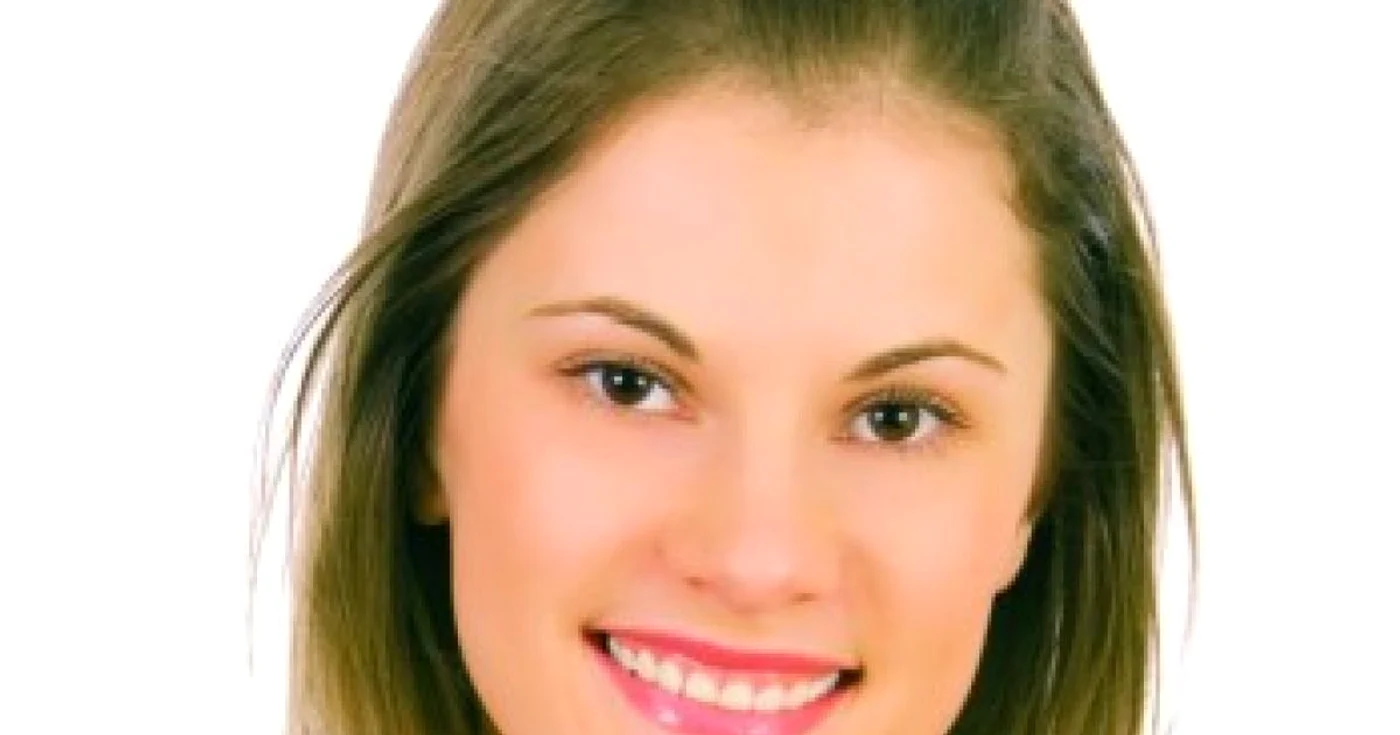 Bea zilnic cel puţin doi litri de apă 