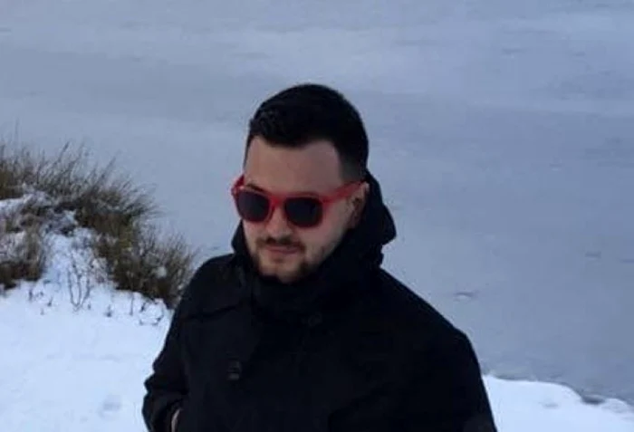 Directorul societăţii Consiliului Local Bîlteni este acuzat că i-a furat bijuteriile fostei iubite   Foto: Facebook