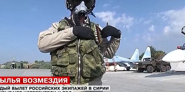Pilot rus inarmat la baza din Hmeymim FOTO Daily Mail