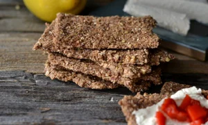 Pâinea pustnicească poate fi combinată doar cu alimente   legume și fructe   crude, nu cu mâncăruri gătite jpeg