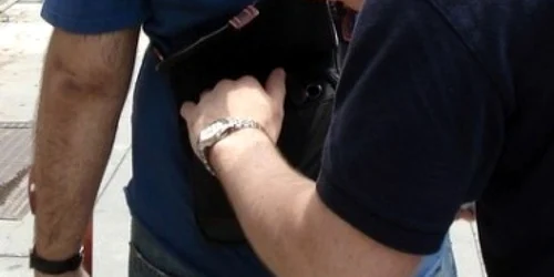 Bacău: Atenție la hoațe!