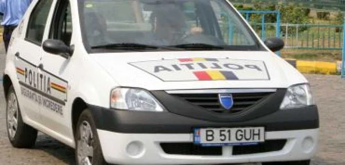 Poliţiştii i-au identificat pe cei trei suspecţi foto Arhivă