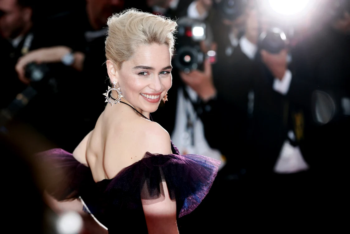 
    Emilia a avut mai multe accidente în timpul filmărilor @shutterstockclickpentrufemei.ro  