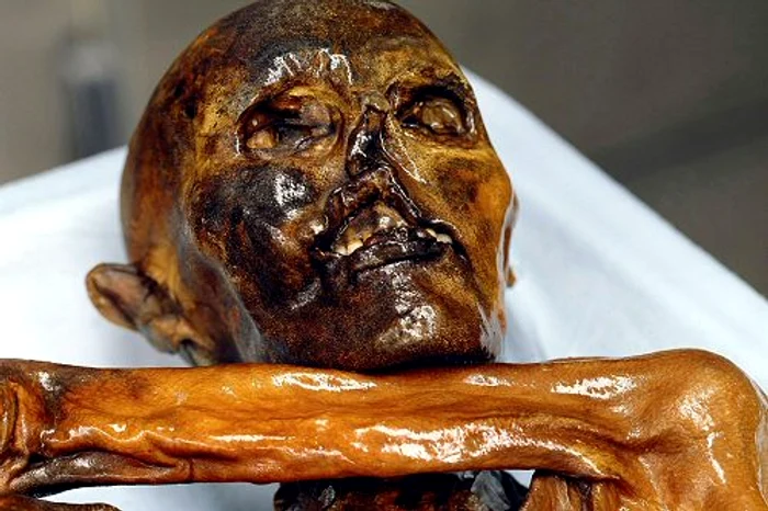 Ötzi a trăit acum 5.000 de ani Foto: arhivă Click! 