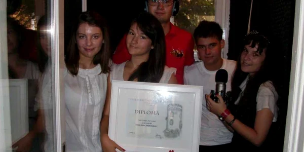 Diploma de excelenţă îi motivează să continue munca în studio
