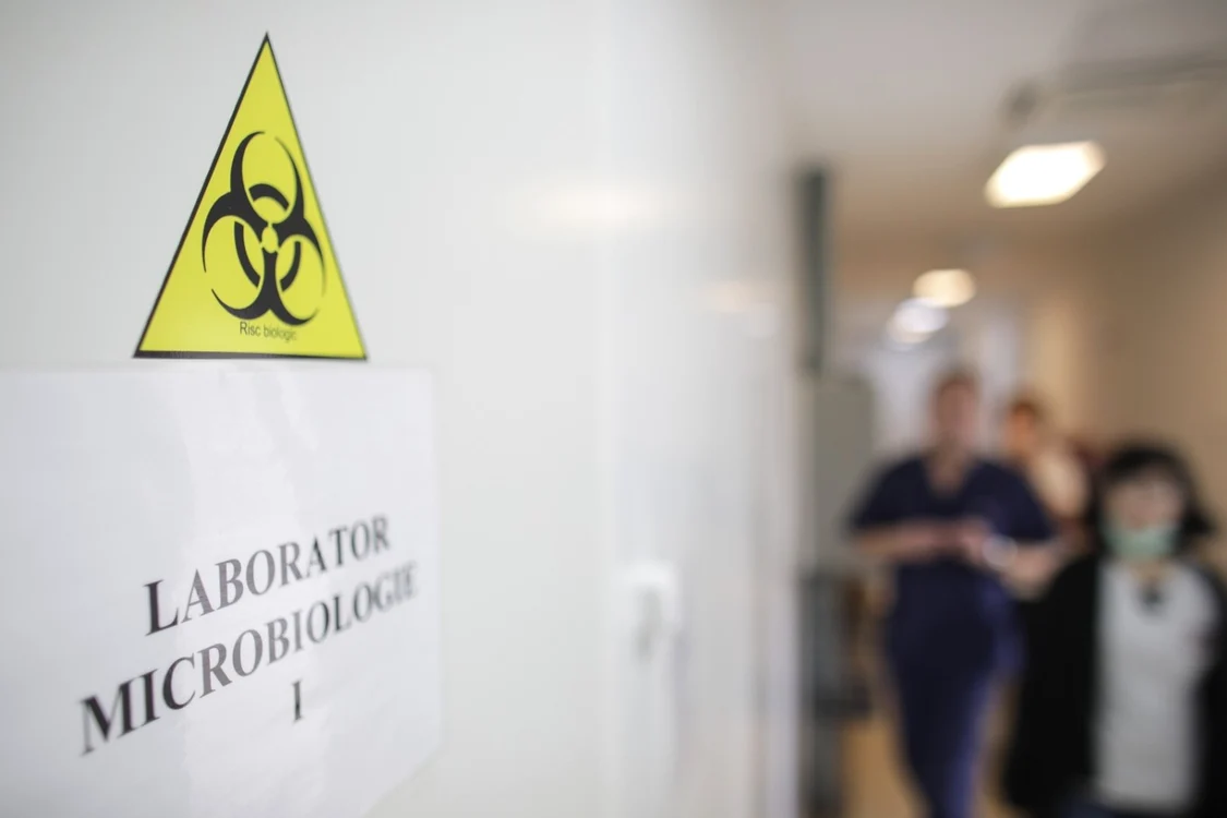 Numărul persoanelor cu rezultat pozitiv începe să crească FOTO: Inquam Photo