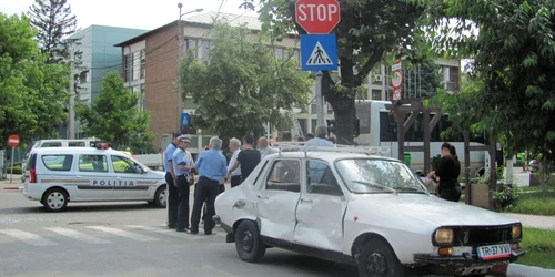 Zeci de autoturisme Dacia, căutate de polițiști Foto Arhivă