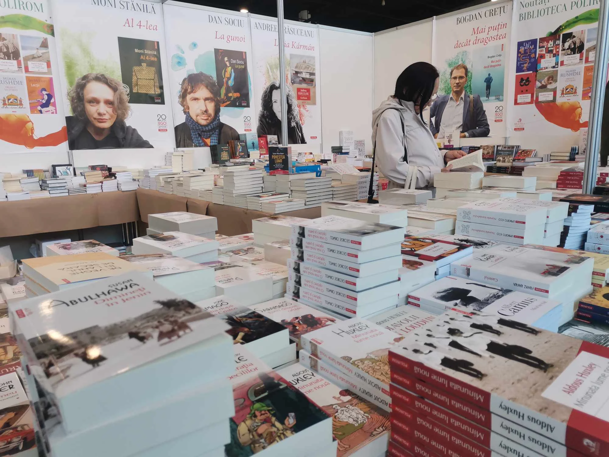 S-a Deschis Bookfest Timișoara. Patru Zile De Povești și Reduceri ...