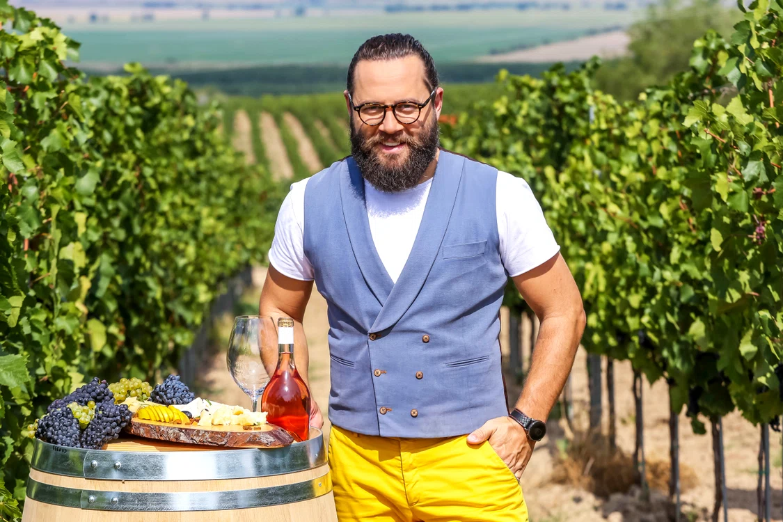 Cosmin Tudoran va fi specialistul în vinuri de la MasterChef