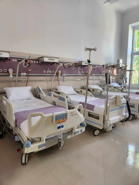 Cum arată o secție ATI a unui spital din Vest. S-au investit peste 1,9 milioane de lei FOTO 