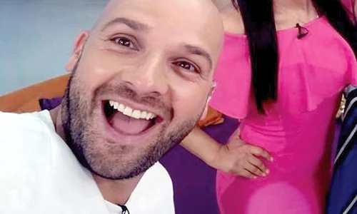 Andrei Ştefănescu, alături  de Nasrin, colega lui de la matinalul Antena Stars jpeg