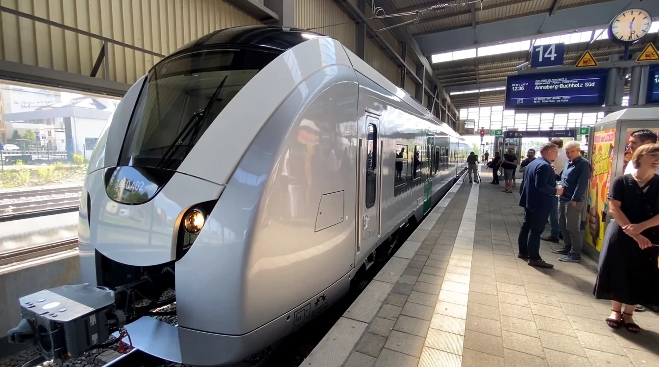 11 trenuri cu baterie vor circula în 2024 pe linia Chemnitz-Leipzig, Foto: captură video Alstom