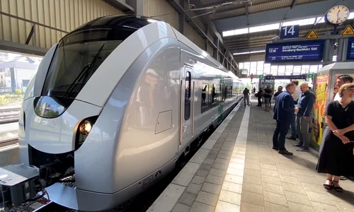 tren pe baterii alstom germania jpg