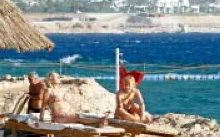 Bikini şi alcoolul, o amintire? p Foto: reuters