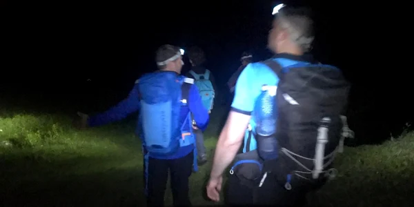 Patru turişti epuizaţi nu au mai putut coborî de pe munte FOTO IJJ Braşov