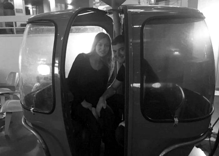 Între Laura şi Cristi este o diferenţă de 24 de ani