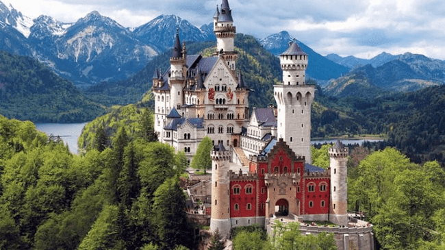 O familie din Germania a renunțat la viața din Bavaria pentru un sat din România: „Nu ni s-a furat nimic până acum”