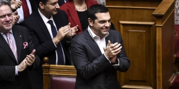 Tsipras - Parlament Grecia FOTO AFP 