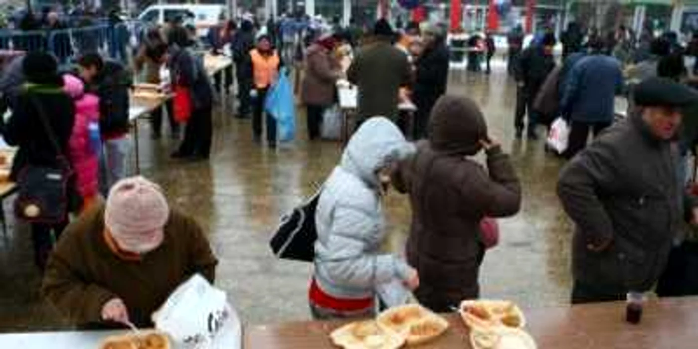 Craiovenii s-au înfruptat din bucatele alese