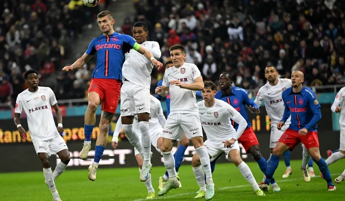 FCSB a încheiat la egalitate meciul cu CFR Cluj (FOTO: Sportpictures)