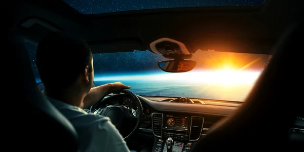 mașină  foto   Shutterstock jpg