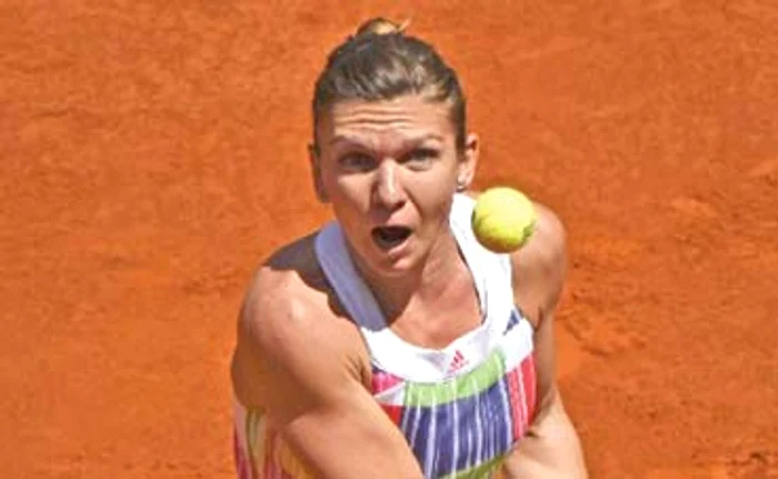 
    Simona Halep este pentru prima dată în 2016 în semifinalele unui turneu Premier MandatoryFoto: AFP  