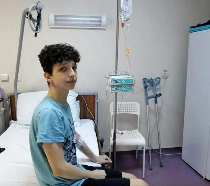 David Mărăcine se luptă cu cancerul osos Foto: Facebookl