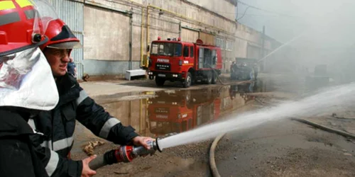 Pompierii sătmăreni au intervenit la 11 incendii în luna noiembrie