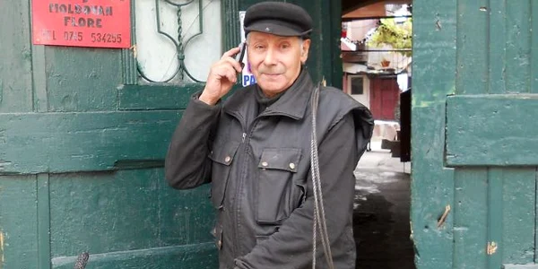 Flore Moldovan spune că are în jur de 30 de clienţi într-o lună