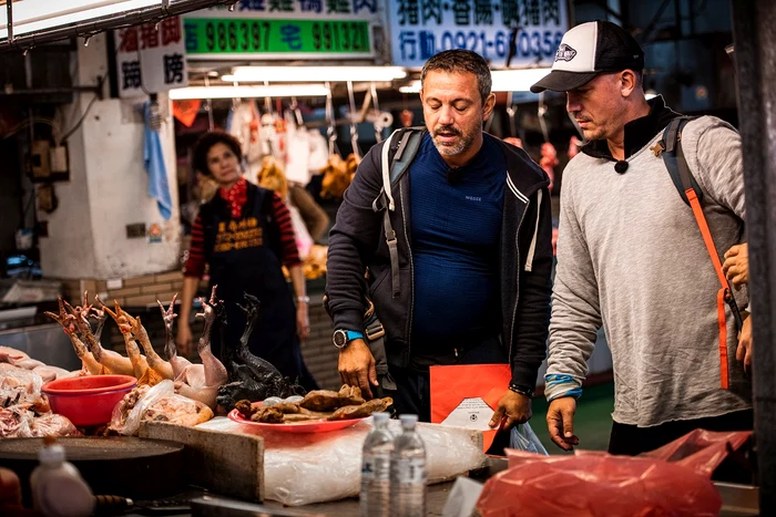 Chef Bontea și Răzvan Fodor la Asia Express