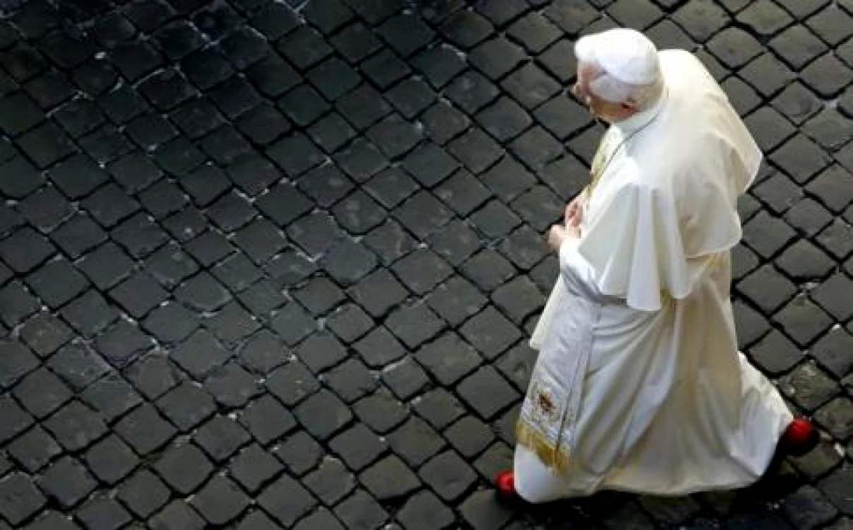 Despre Papa Benedict al XVI-lea se spune că se îmbrăca de la Prada FOTO Reuters