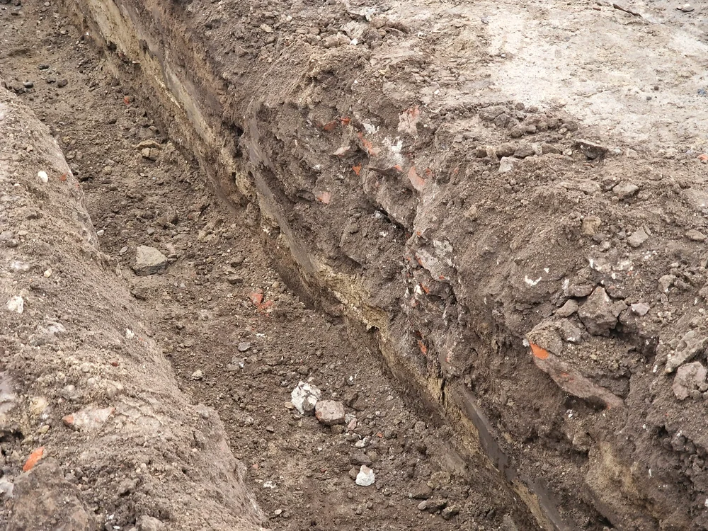 Zidul roman descoperit în trimpul săpăturilor FOTO ziarulunirea.ro