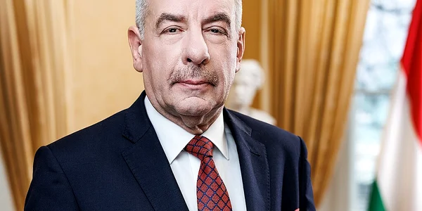 Sulyok Tamás FOTO wikipedia jpg