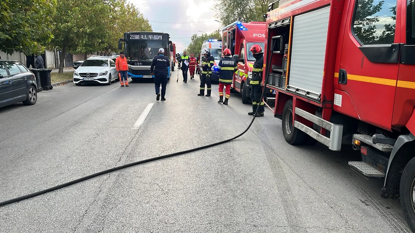 Șapte persoane au fost rănite