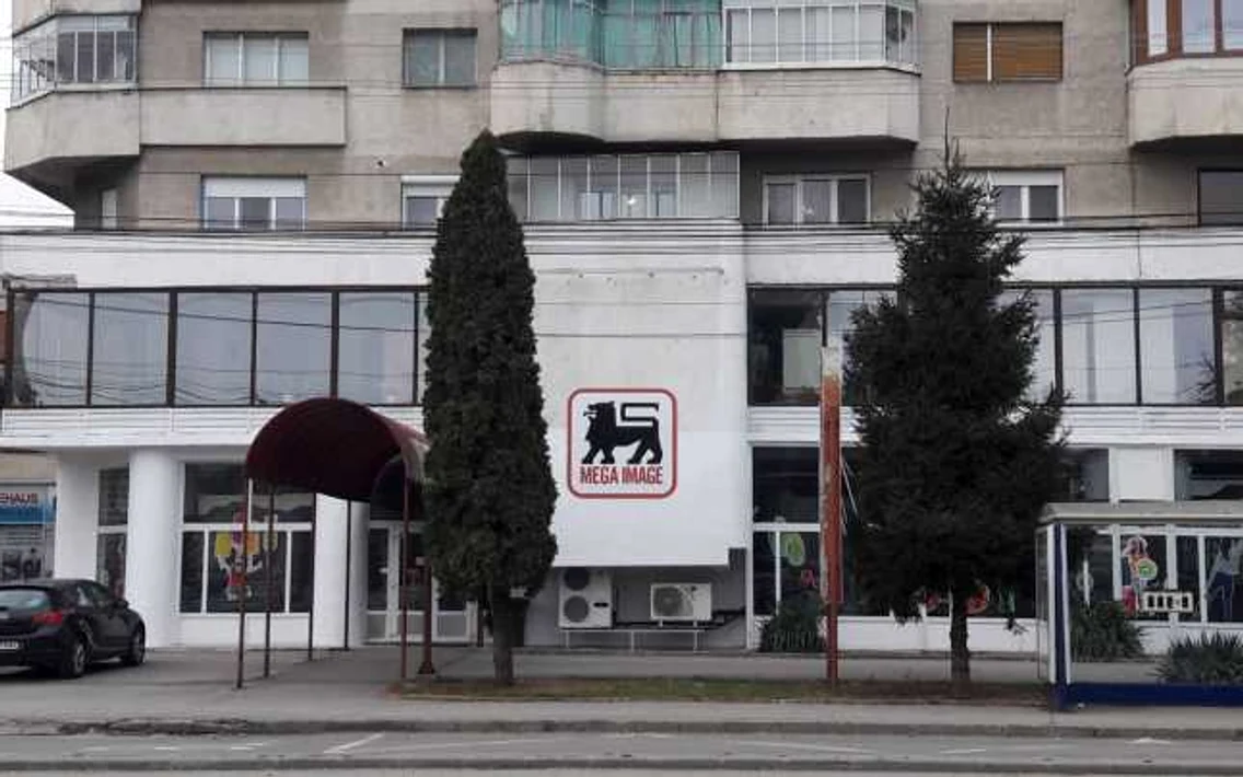Un nou supermarket Mega Image în Timişoara FOTO Ş.Both
