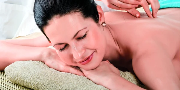Scapă de durere prin acupunctură