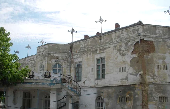 Conacul este într-o stare avansată de degradare FOTO: Arhivă
