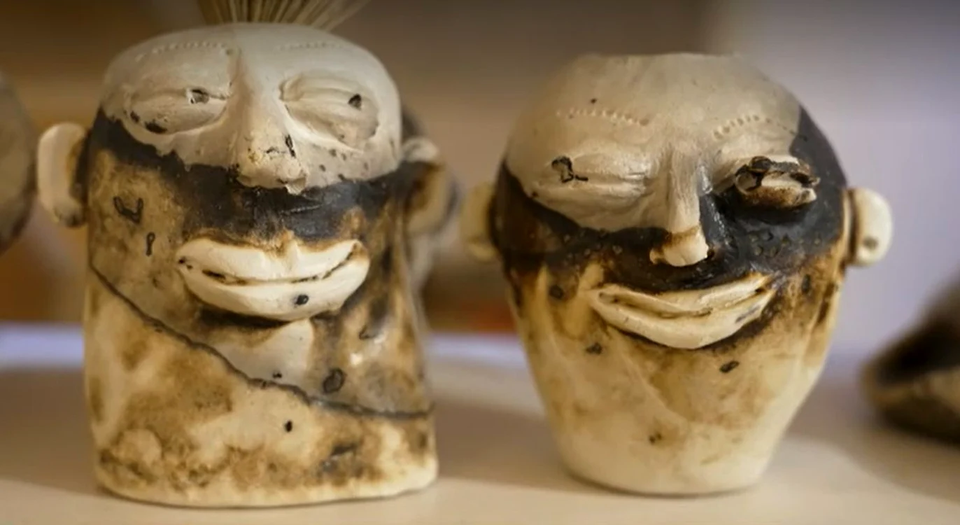 Emilia și soțul ei au deschis un atelier de ceramică în Brașov / foto: captura ProTV