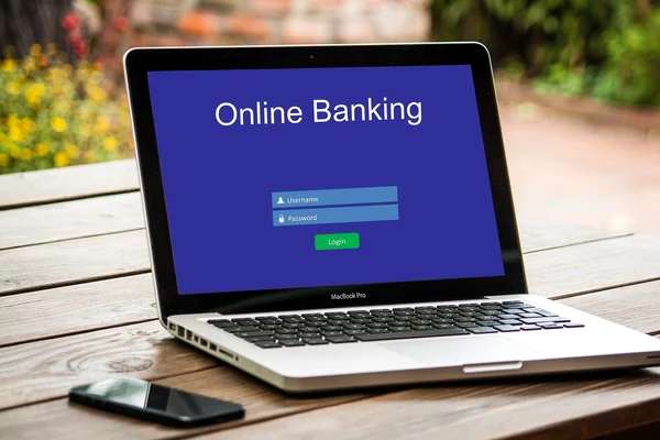 BRD reduce la zero costurile de utilizare a internet și mobile banking
