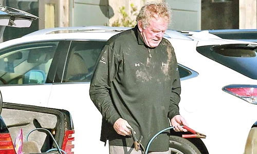 15 ved ext foto1 4col 100 guliver splashnews 2 nick nolte jpeg