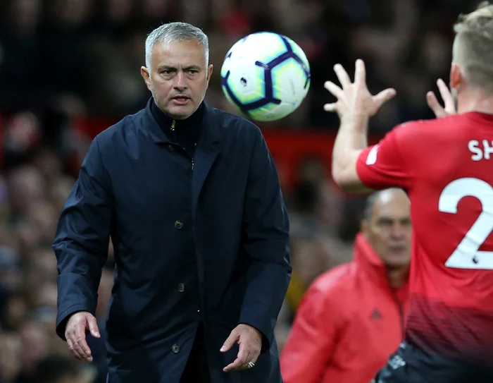 Jose Mourinho a scăpat de demitere