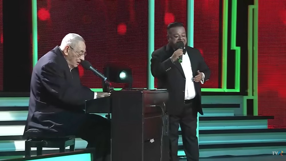 Adrian Minune ar putea reprezenta România la Eurovision. Fanii l-au propus, după interpretarea piesei Salcia: „Cu vocea ta câștigă sigur țara asta”