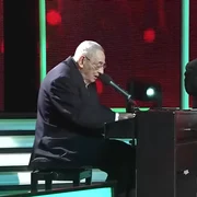 Horia Moculescu și Adrian Minune interpreteaza Salcia FOTO: captură video YT TVR