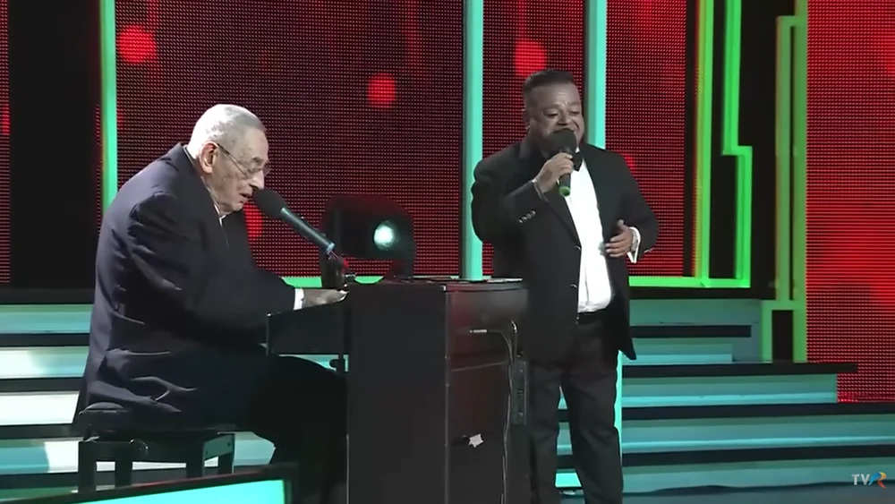 Adrian Minune ar putea reprezenta România la Eurovision. Fanii l-au propus, după interpretarea piesei Salcia: „Cu vocea ta câștigă sigur țara asta”