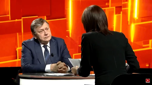 Crin Antonescu la 40 de întrebări cu Denise Rifai la Kanal D. FOTO: captură TV