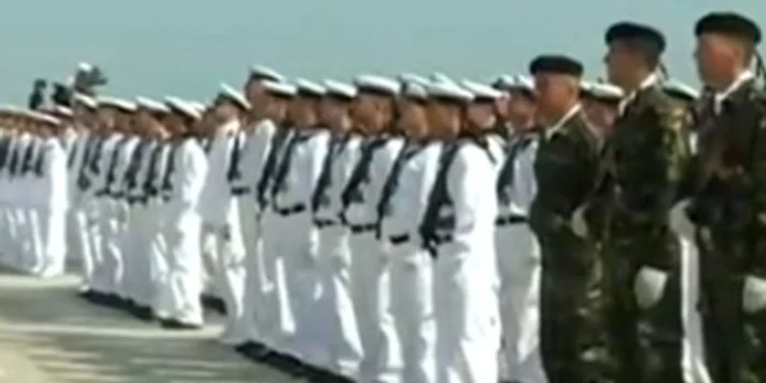 Marinarii nu au făcut faţă caniculei
