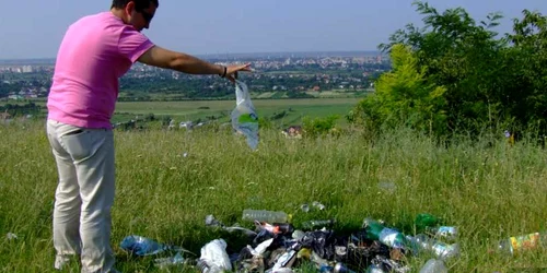 Târgovişte: Gunoaie în loc de iarbă