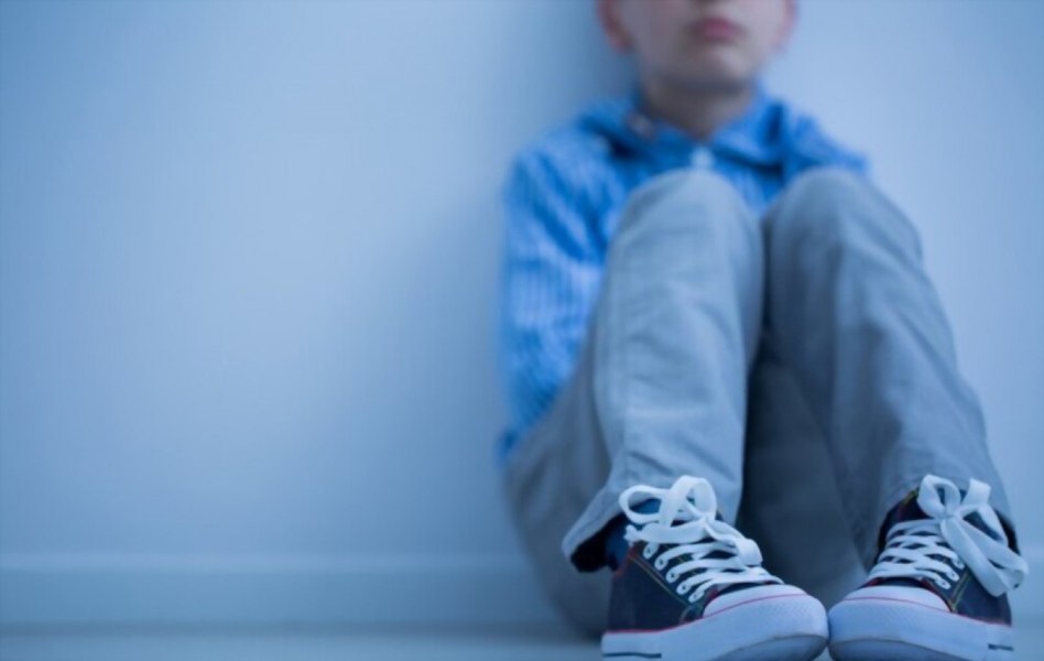 O profesoară pedofilă condamnată pentru relații sexuale cu un copil cere anularea sentinței invocând sexul său