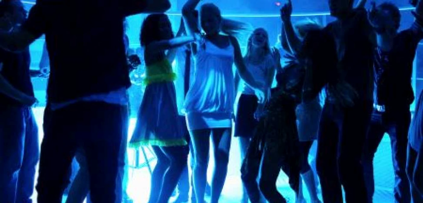 Cluburile se întrec în organizarea de evenimente