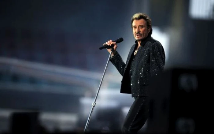 Artistul Johnny Hallyday este internat în Statele Unite